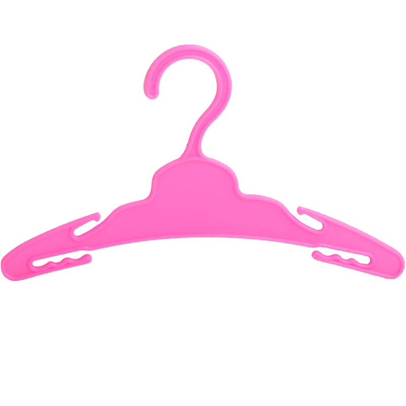 Accesorios de muñeca 18 pulgadas muñeca ropa rack xiafu bjd plástico mini percha muñeca equipaje Venta caliente