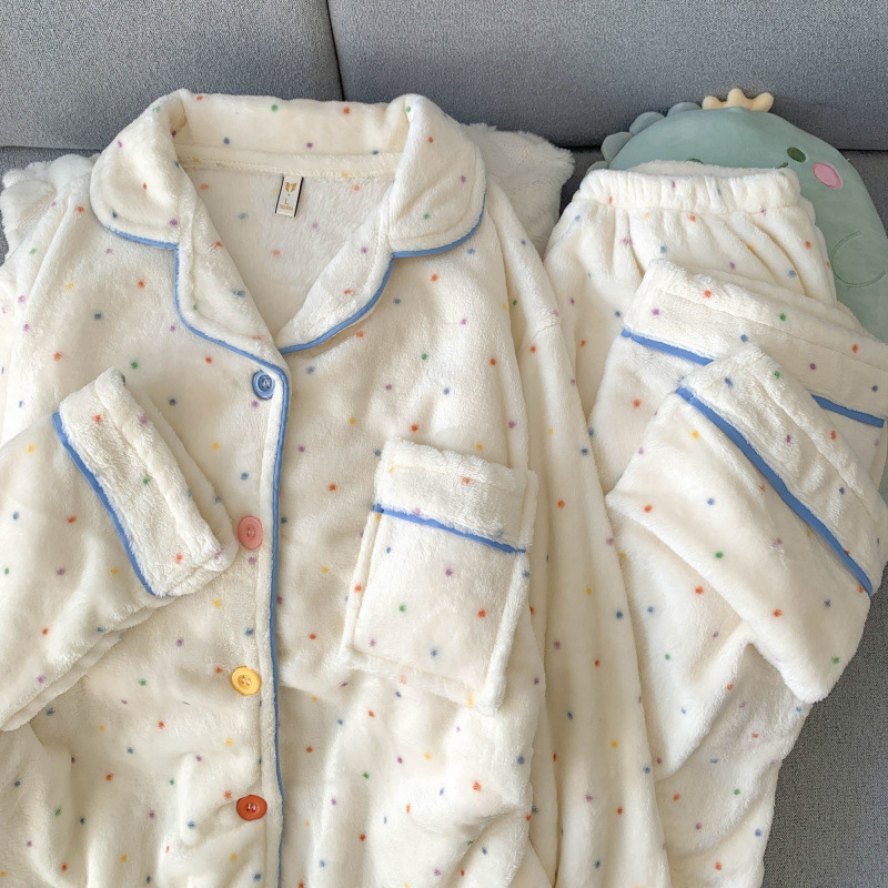 플란넬 가을과 겨울 새로운 귀여운 소녀 따뜻한 두꺼운 달콤한 고양이 고양이 느슨한 잠옷 세트 외부에서 착용 할 수 있습니다