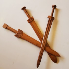 木质工艺品;工艺品加工;饰品加工