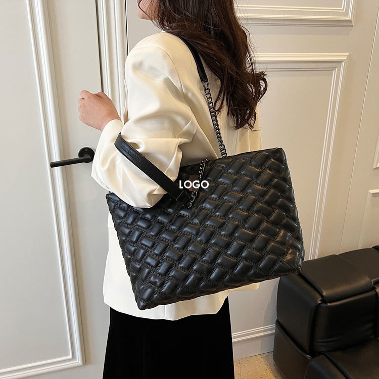 Bolso cabeza de águila de comercio exterior transfronterizo primavera para mujer nuevo bolso de hombro de cadena de diamantes simple de moda bolso de viaje de gran capacidad