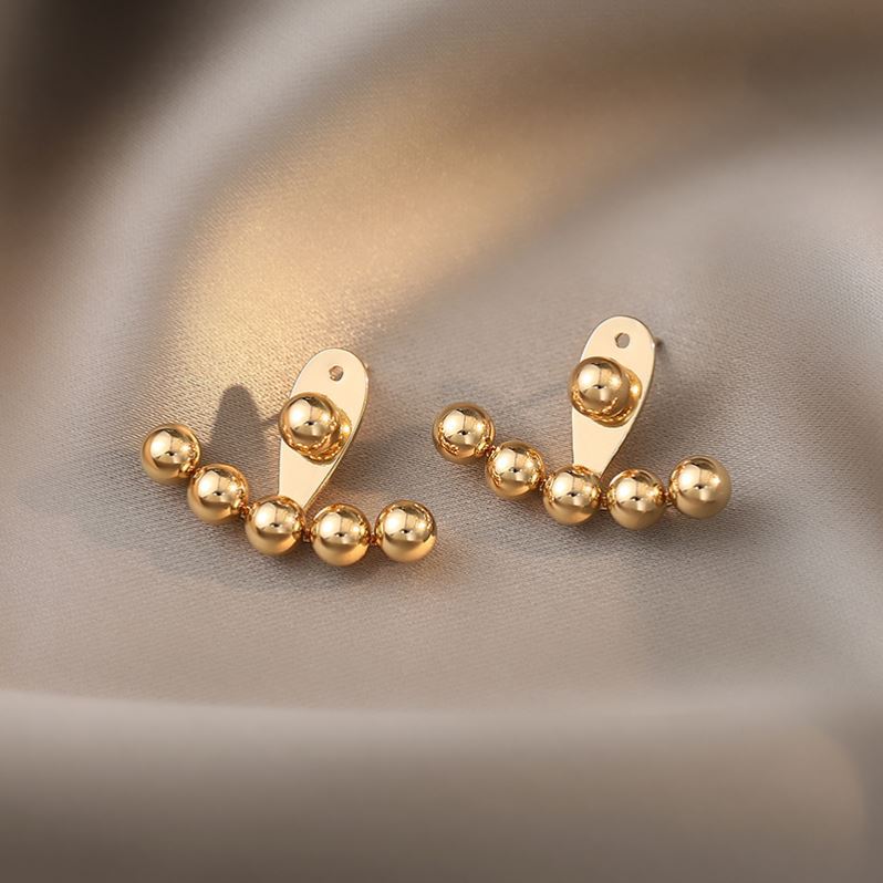 Pendientes transfronterizos de Xiyin, sentido de diseño de nicho femenino, pendientes de lujo ligero de alta gama que no se desvanece