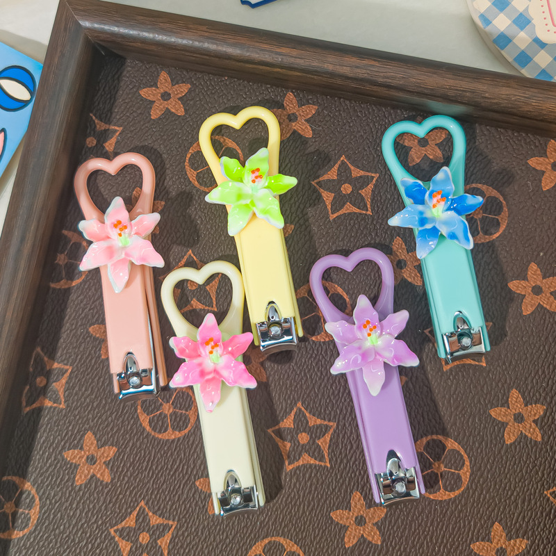 Nail Clippers M60 Creative Cartoon Nail Clippers Adult Anti-Splash Nail Clipper Set Nail Clippers Student Portable Beauty Tool Nail Clippers M60 Creative Cartoon Nail Clippers Adult Anti-Splash Nail Clipper Set Nail Clippers Student Portable Beauty Tool