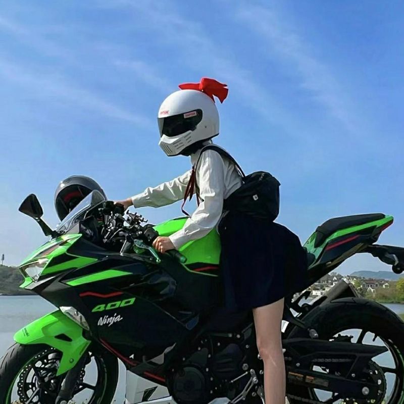 Helmet Bow Decoration for Motorcycle Helmets, Same Style as Dream Sister Lai Meng's Motorcycle Helmet Decoration