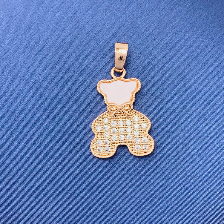 百種類のペンダントは心のままにファッションの経典を配合します。カップルの美しいペンダントは親友のアクセサリーを送ります。