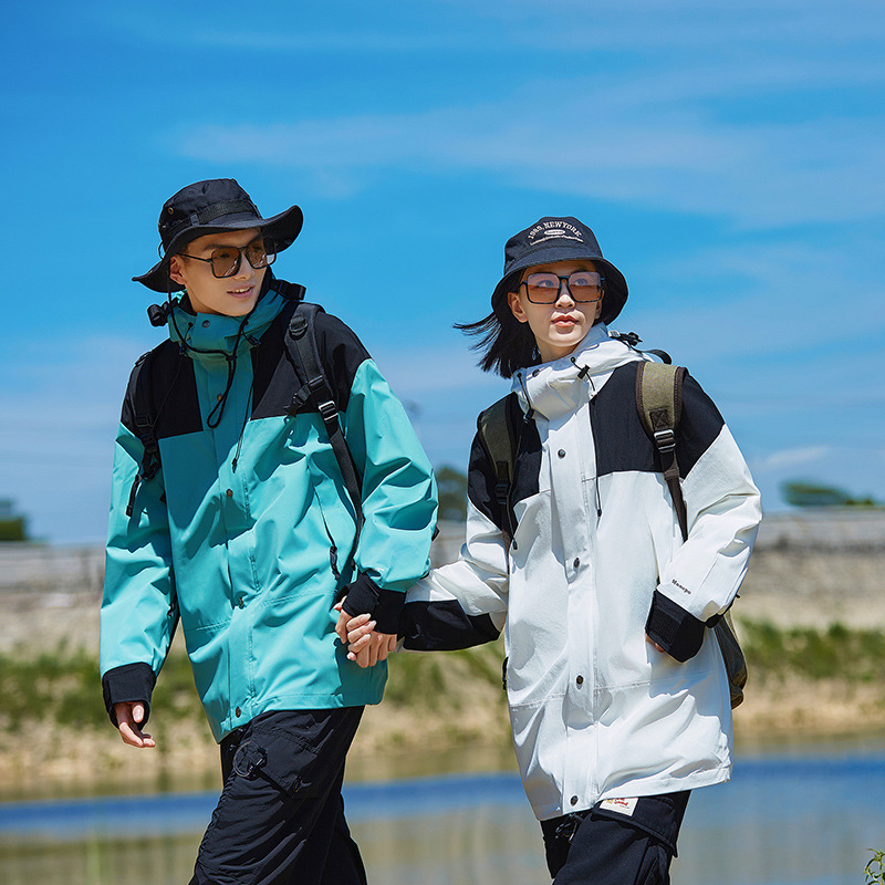 Outdoor three-in-one jacket men's and women's custom hooded jacket North Face fashion brand couple's jacket men's and women's