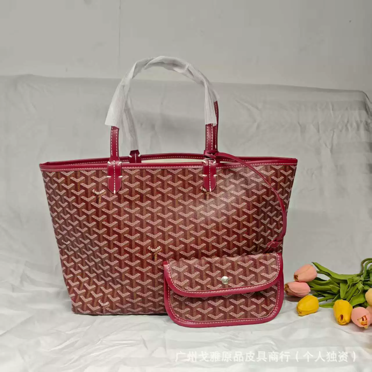 Сумка-тоут Goyard Goya, женская средняя 48×15×26 см, рисунок «собачья клетка» (шеврон), на одно плечо