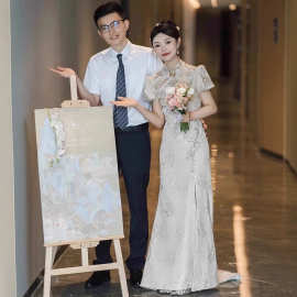 旗袍晚礼服裙女高端小众轻奢敬酒服新娘宴会中式香槟色订婚连衣裙