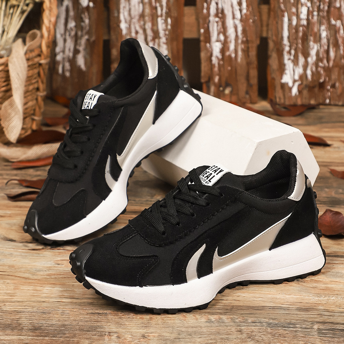 Women's Shoes with Small Waist 2025 Spring New Single-Layer Thick-Soled Casual Dad Shoes Student Leather Forrest Gump Shoes Sports Shoes for Women