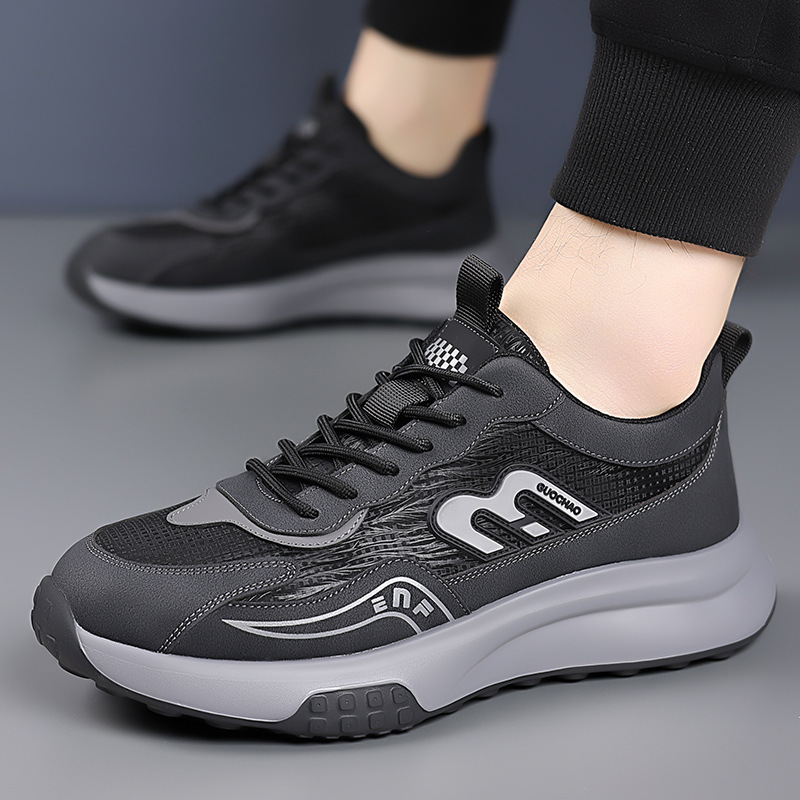 Zapatos de hombre primavera nuevos zapatos deportivos suaves de moda moda con zapatos casuales de hombre, zapatos respirables al por mayor