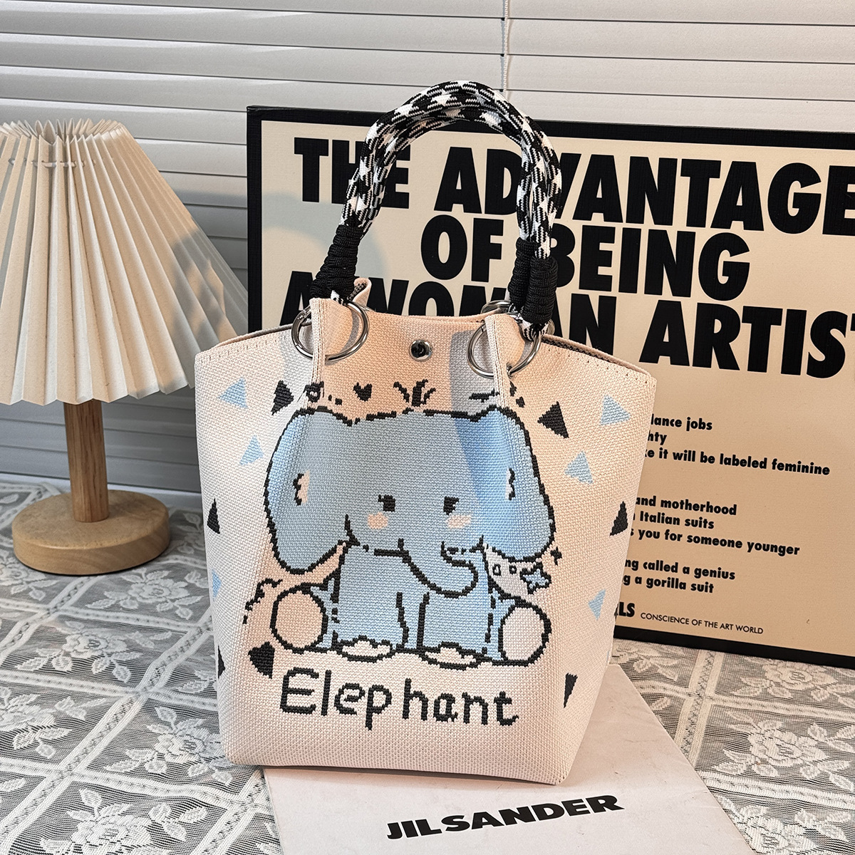 HKB9231 El elefante azul