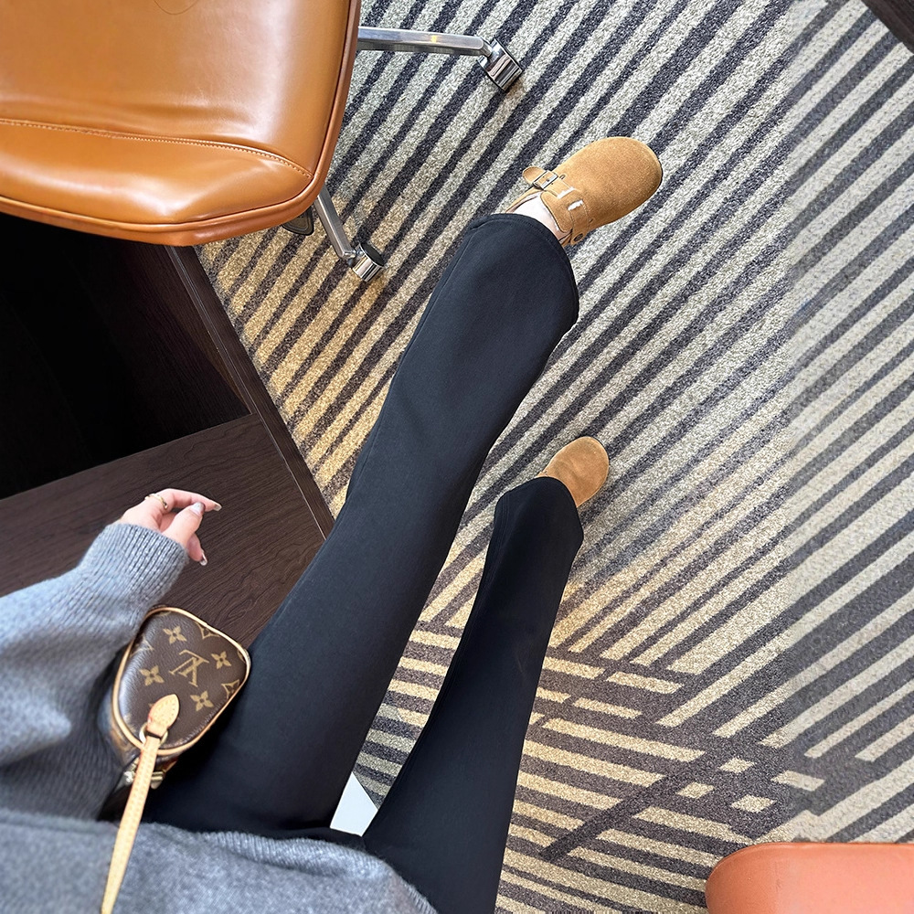 “焊在腿上”黑色喇叭牛仔裤女秋冬新高腰弹力显瘦微喇裤G111405