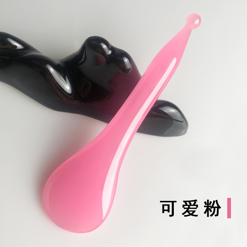筋を抜く棒の経絡は目の顔の美容院をかすめて専用の板を引き延ばして神器の目をマッサージしてペンをつけます。|undefined