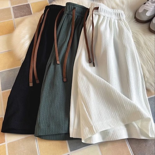 Direct Supply from Manufacturer Ice Silk Short Shorts for Men Summer Thin Cool Five-Pocket Shirts with Creased Texture Pants Cheap Basketball Shorts