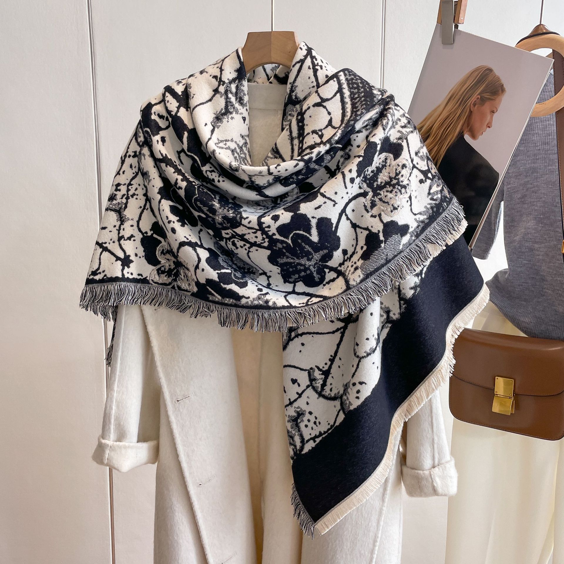 Cashmere-like moda todo-fósforo bufanda planta flor impresión barba corta borla chal Otoño e Invierno engrosada bufanda caliente para las mujeres