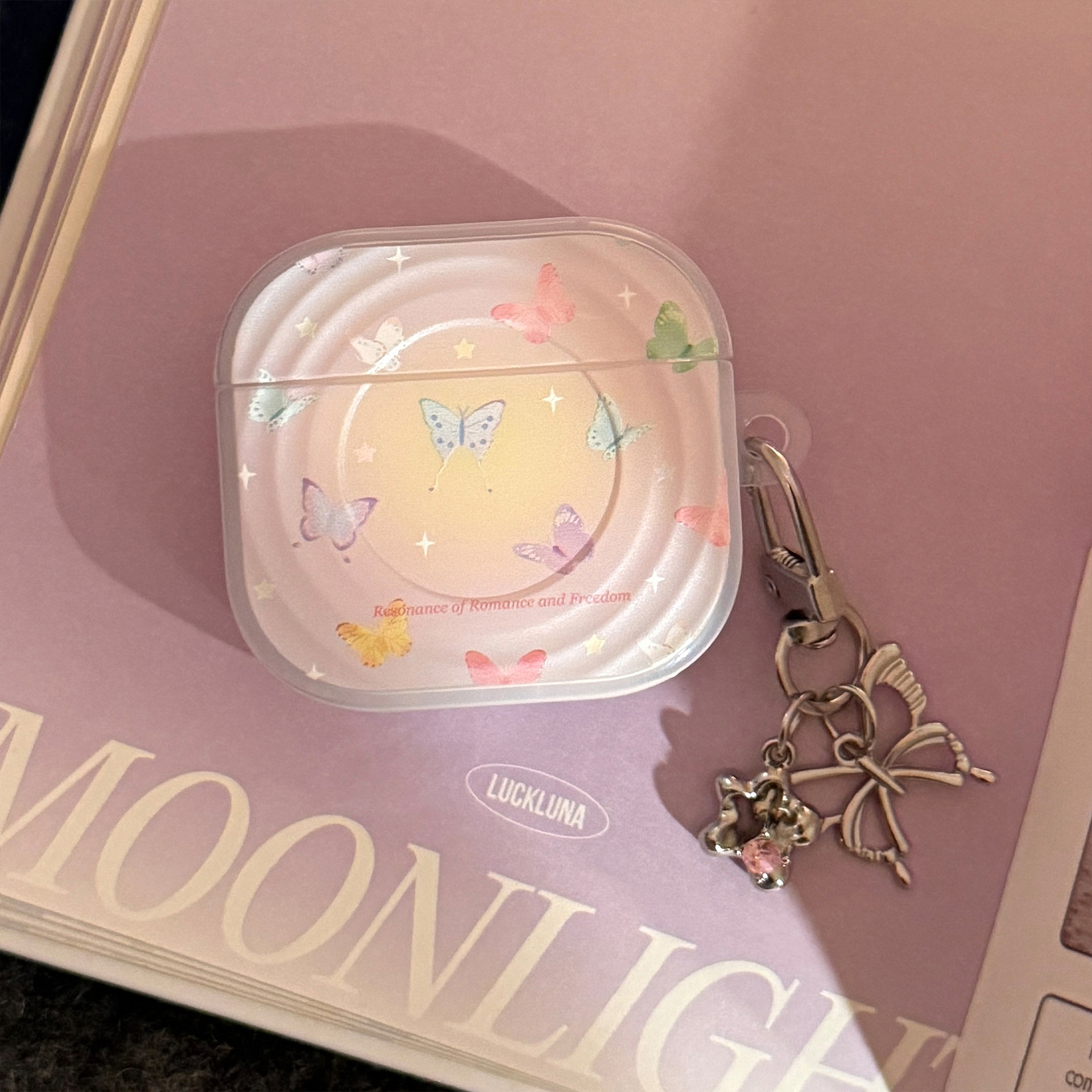 Aplicable a Apple Airpods Pro2 cubierta de color mariposa 1 / 2 Bluetooth 4 generación cubierta de auriculares 3 colgantes de plata galvanizado