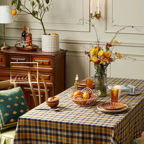 Factory Wholesale Nordic INS Christmas Tablecloth Red and Green Checkered Dining Table Coffee Table Bedside Table Cover Picnic Cloth