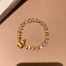 耳钉;项链;耳环