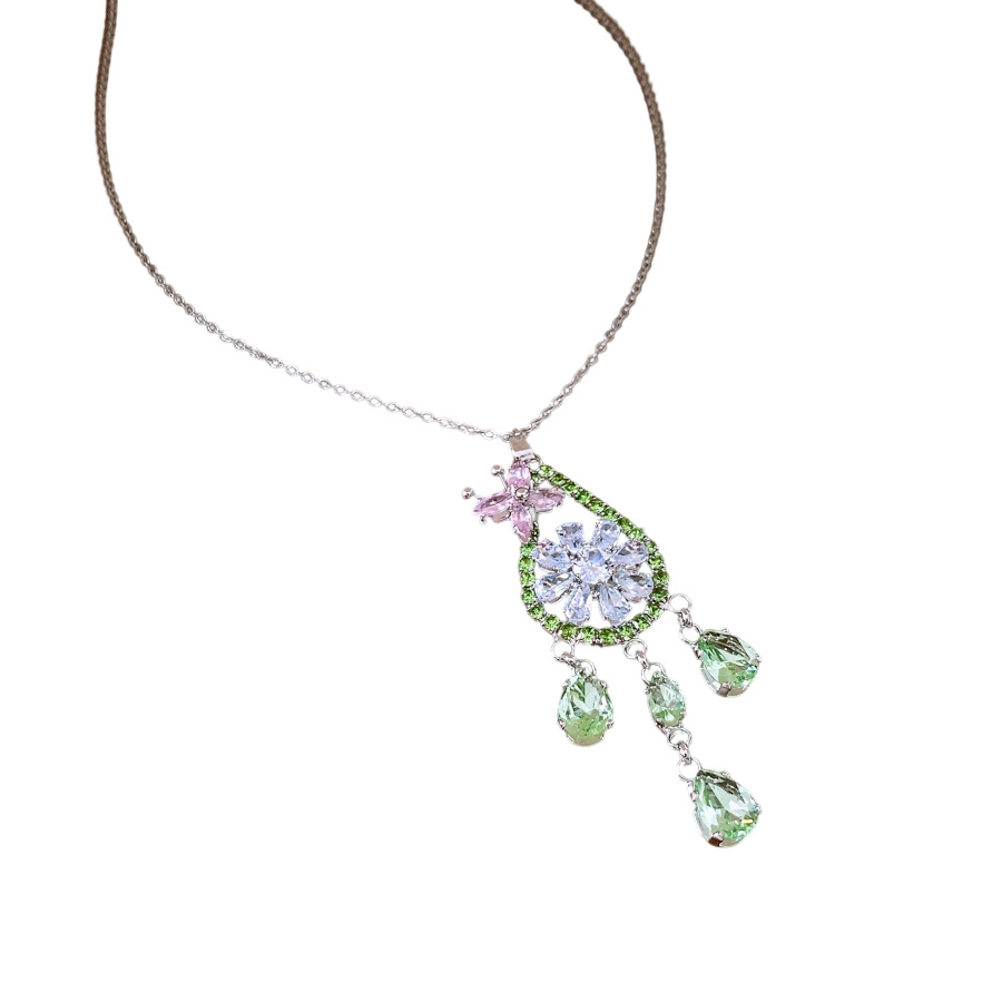 Flores de mariposa de zircón gota de agua set de fresa de verano pequeño fresco dulce joyería versátil nicho lujo ligero sentido de alta calidad