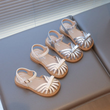 儿童包头镂空凉鞋2025夏季新款女孩蝴蝶结公主鞋韩版软底宝宝鞋子