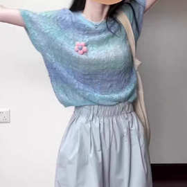 2026年夏季甜美风麻花马海毛渐变色花朵针织衫短袖女显瘦针织T恤