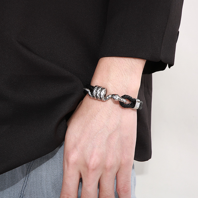1 Piece Ethnic Style Snake Cowhide Titanium Steel Plating Menu0027S Bracelets