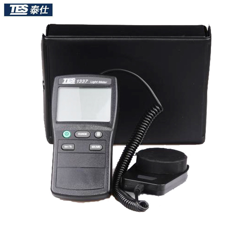 台湾泰仕TES-1337 照度计高精度数字测光仪照度仪工业亮度检测仪