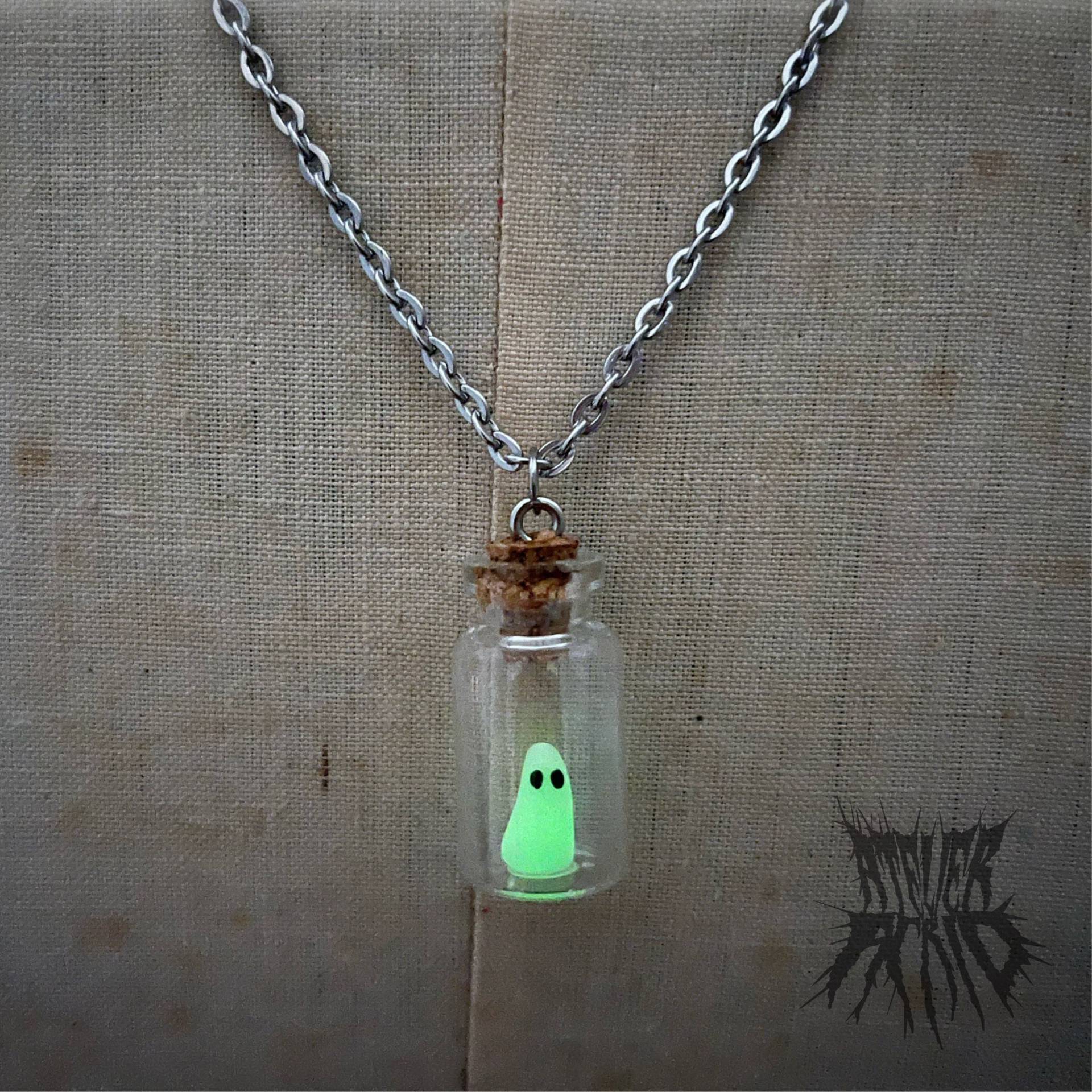 The Adopt a ghost necklace 夜光幽灵项链 幽灵饰品 跨境新品