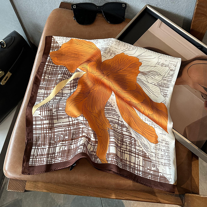 Bufandas de seda para mujeres 2025 primavera y otoño moda versátil temperamento minimalista 65cm bufandas de seda simuladas bufandas delgadas bufandas