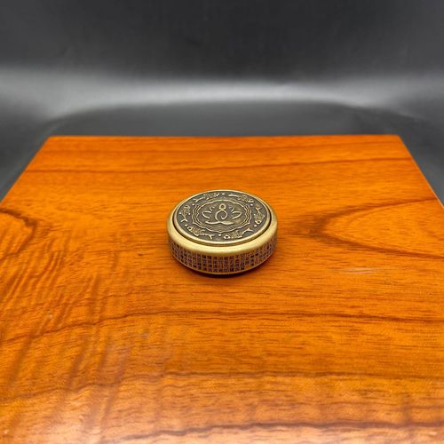 Brass Prajna Paramita Heart Sutra, decompression artifact, home accessories and ornaments that can be turned with a fingertip spinner