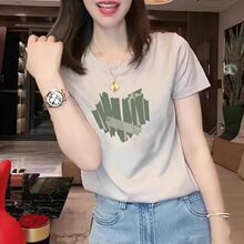 夏季新款高端大牌杏色正肩短袖T恤女宽松时尚爱心印花欧货上衣