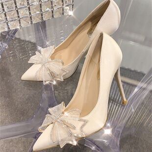 Rhinestone bow high heels summer women's new wedding shoes design French socialite temperament niche pointed shoes sandals