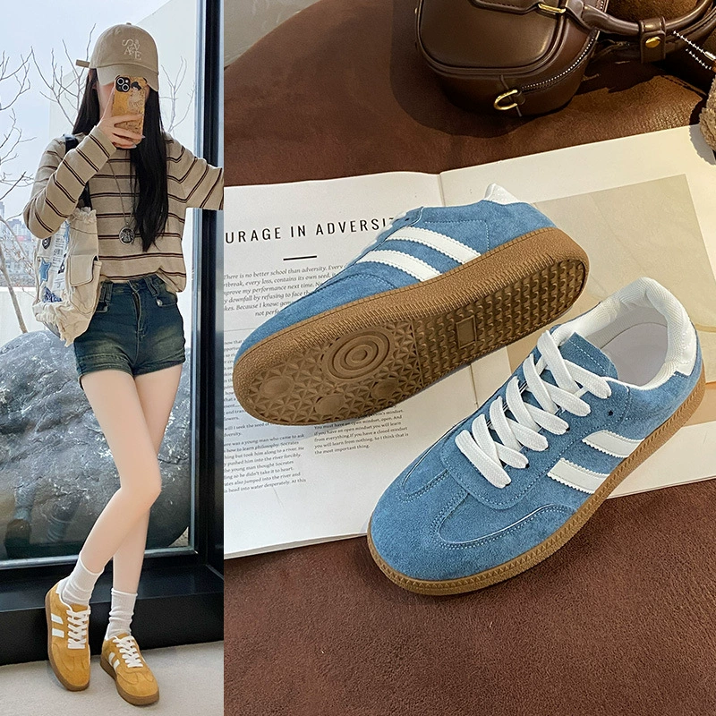 Модные морально-наглядные кроссовки лето 2025, новые белые женские плоские лёгкие повседневные универсальные кроссовки оптом