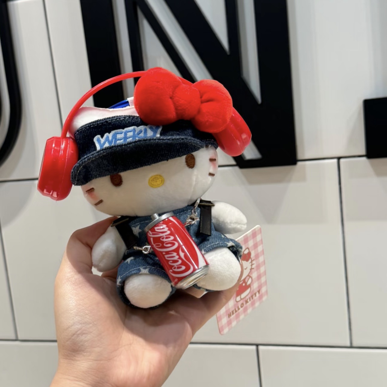 Genuino clásico KT Hello Kitty mochila bolso colgante dibujos animados lindo hellokitty llavero muñeca de felpa mujer