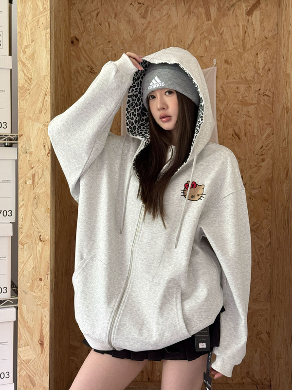ME KAKAMEE十三行秋新品潮牌卡通刺绣KT宽松百搭外套卫衣女 8926|undefined