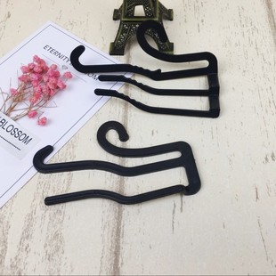 Three-dimensional personality trapezoidal plastic hook three-pronged hook two-pronged hook multi-double stair hook long hook loop hook