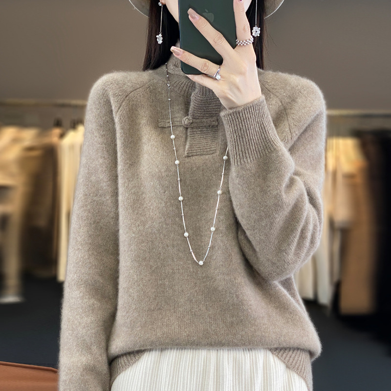 2024 New Chinese style buckle pullover cotton cashmere sweater women's fashionable western style raglan sleeve knitted bottoming shirt women's top