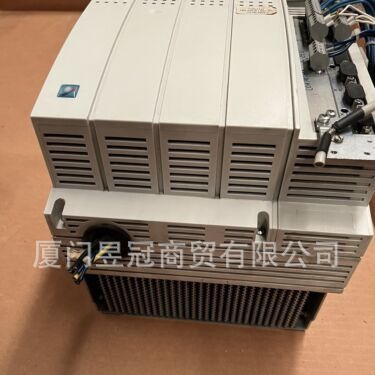 全新现货LENZE伦茨 EVF9327-EVV004 变频器议价包邮库存出售 全新