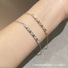 �߰汾�мҰ���ʯ�䳲����Ů���������������΢Ц��׹ʱ�羳ֱ��