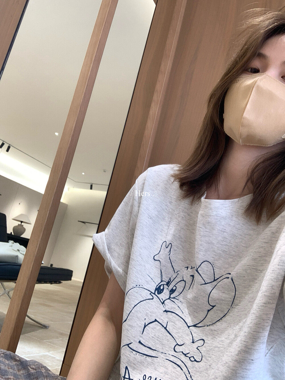 Áo thun nữ cổ tròn in họa tiết hoạt hình dễ thương phong cách Hàn Quốc — Xám trắng chi tiết 28