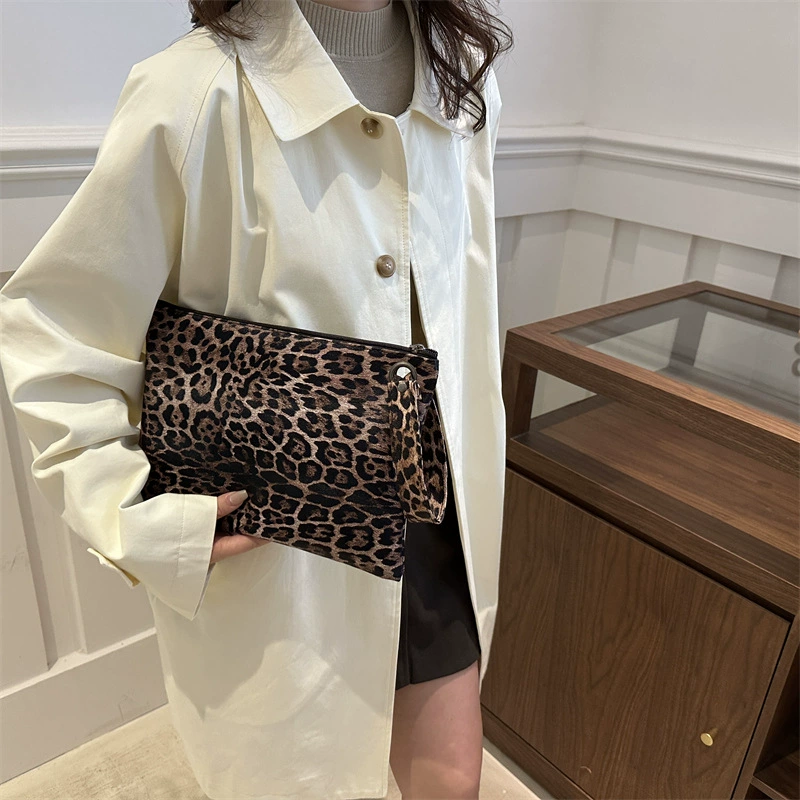 Winter capacious shoulder bag, small design small clutch bag, autumn, high-end