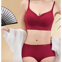 ������Kiss�tɫ����ѝ���bŮС�ؾ۔n��������������t�o������