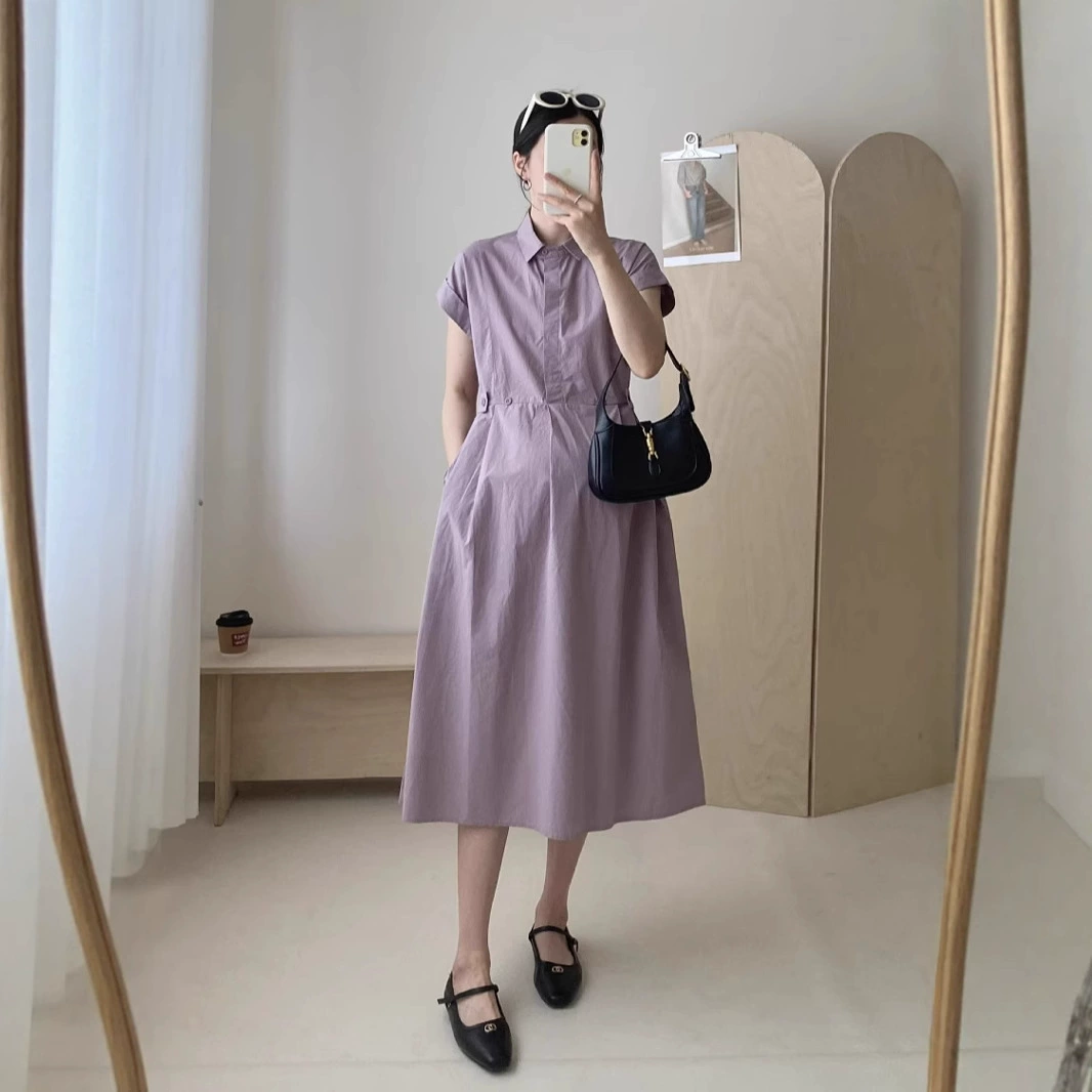 Шикарное платье-рубашка для беременных во французском стиле с отложным воротником и завышенной талией, отличающееся уникальным и повседневным внешним видом, не подчеркивающим беременность.