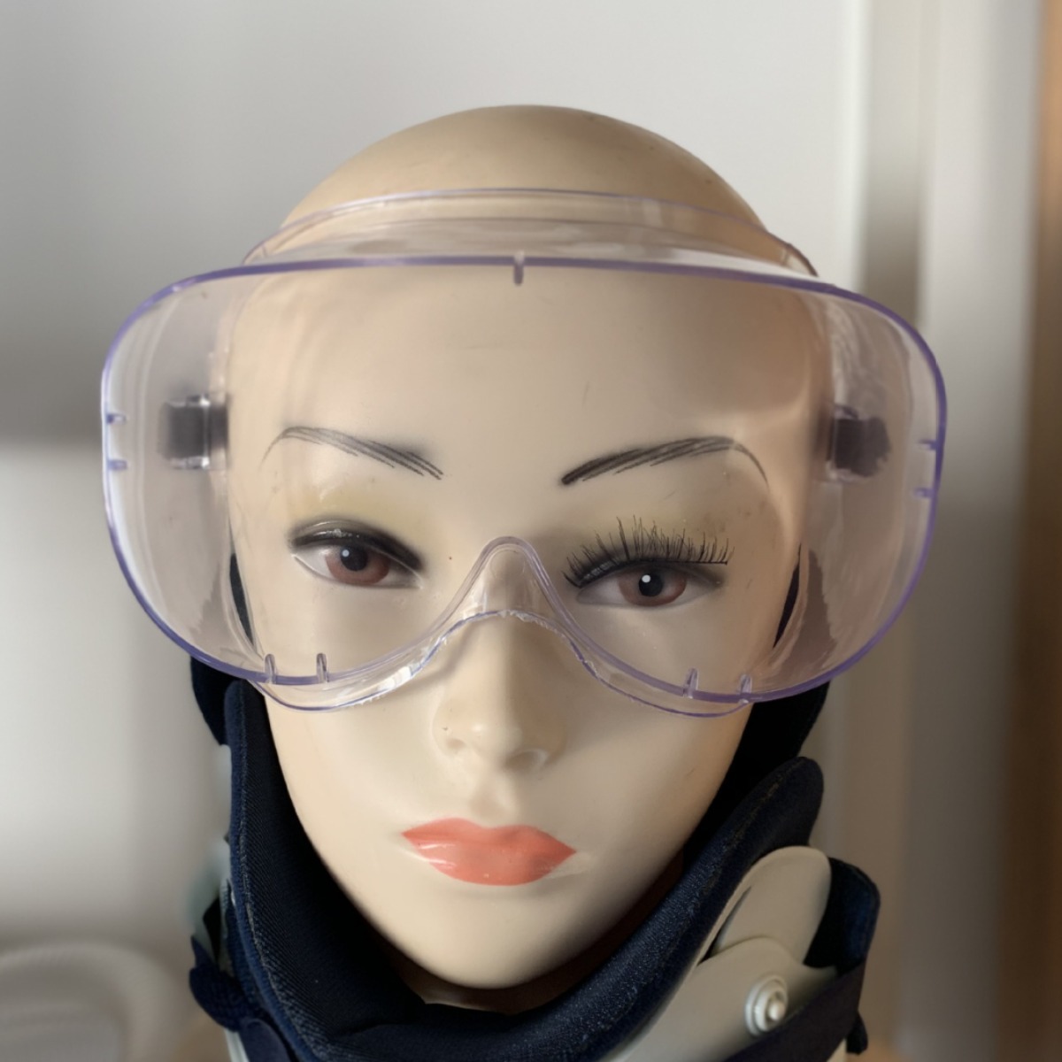 现货新款透明医用护目镜  防唾沫防护眼镜 防尘防飞溅隔离眼罩