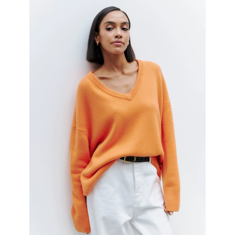 Трансграничный свитер с V-образным вырезом женский осень-зима 2025 Европа и США сплошной цвет дикий свитер свитер свободный вязаный свитер