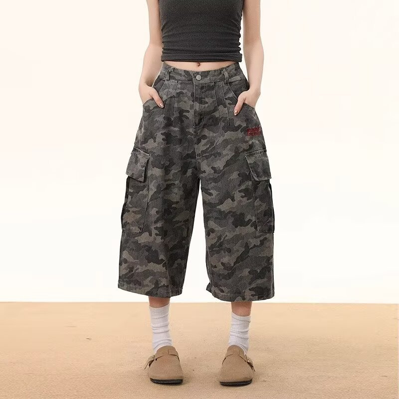 American Retro Camouflage Large Pocket Cargo Cropped Pants for Women 2025 Spring and Summer New Design Loose Wide-Leg Shorts