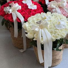 七夕新款草编篮子手提篮鲜花束包装材料田园风藤编复古插花花篮