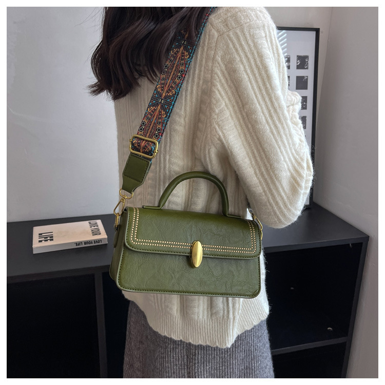 Advanced Texture 2023 Autumn/Winter New Crossbody Bag Women's Popular Versatile One Shoulder Handheld Small_voghion.com