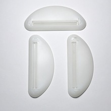 外贸批发挤牙膏器塑料创意挤压器韩国懒人牙膏挤压器套装