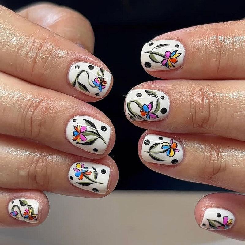 Hand-Painted Colorful Floral Short Square Press-On Nails, White Base with Polka Dots, Niche Art Detachable Fake Nail Pieces Hand-Painted Colorful Floral Short Square Press-On Nails, White Base with Polka Dots, Niche Art Detachable Fake Nail Pieces