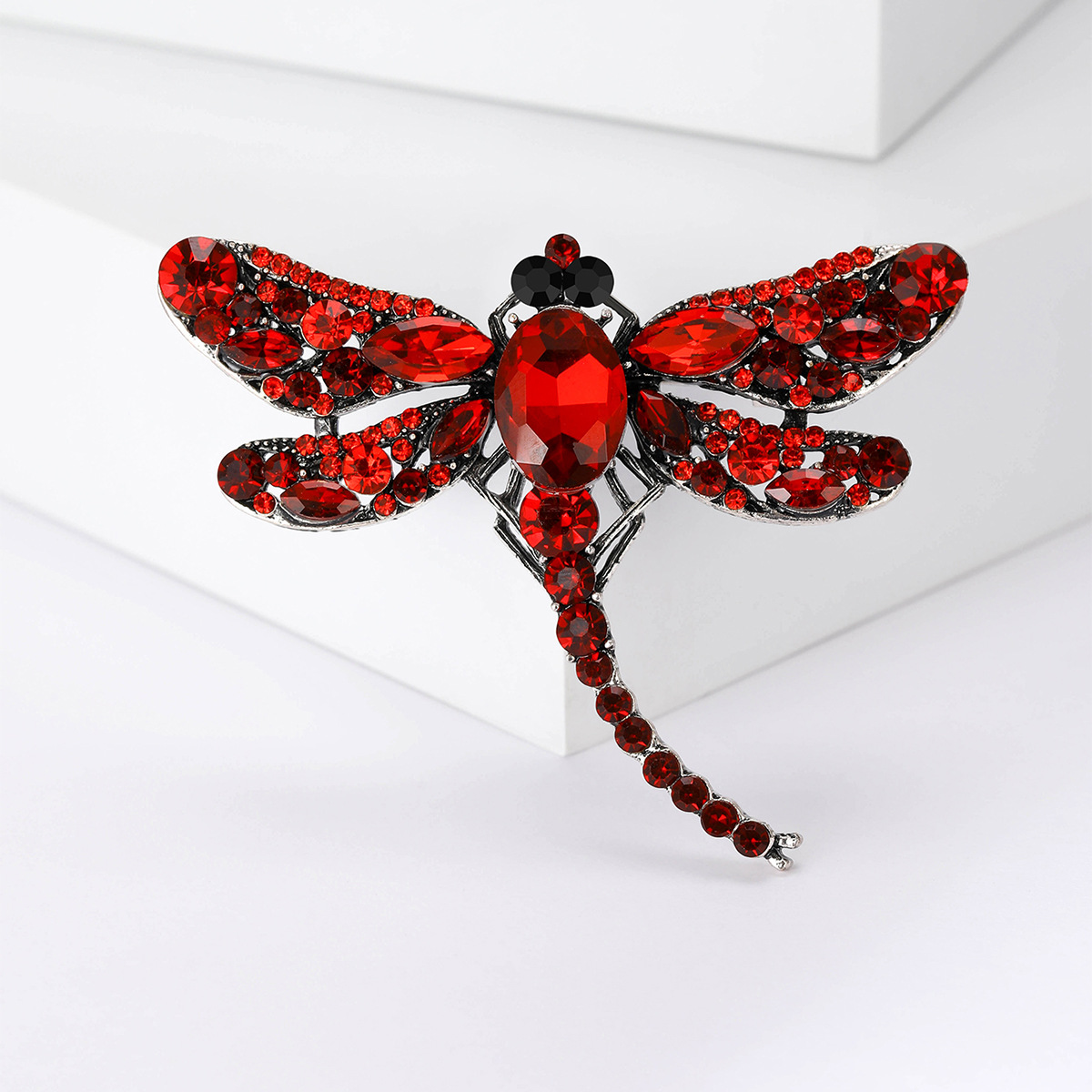 Casual Dragonfly Alloy Women's Brooches display picture 3